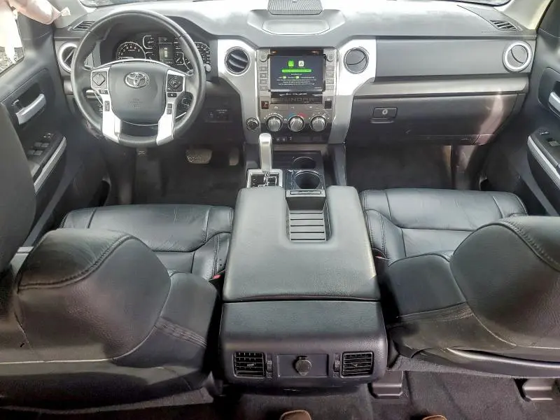 2020 TOYOTA TUNDRA CREWMAX SR5  