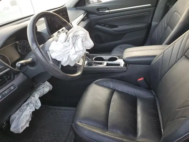 2023 NISSAN ALTIMA SR  
