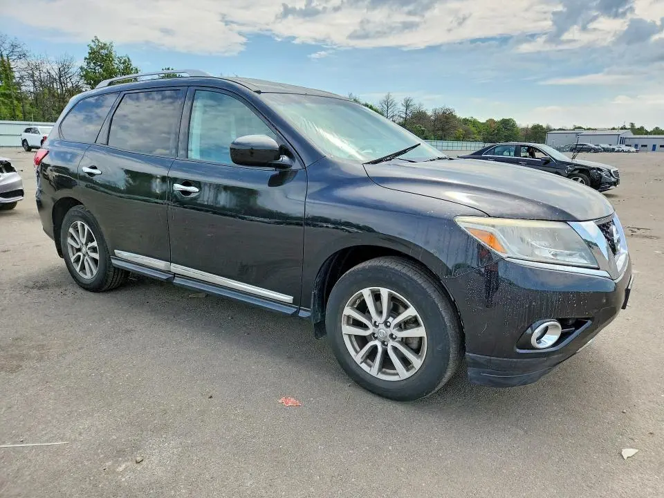 2014 NISSAN PATHFINDER SL  