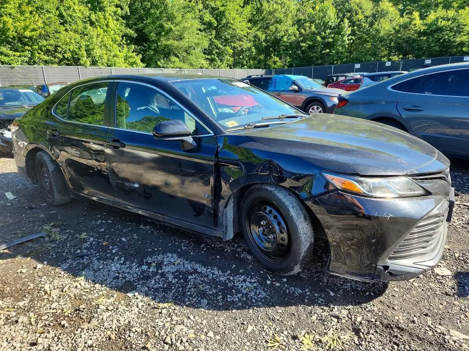2019 TOYOTA CAMRY LE  