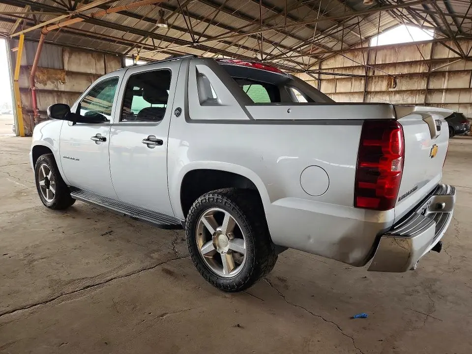 2013 CHEVROLET AVALANCHE LT  