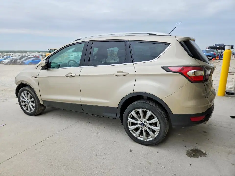 2017 FORD ESCAPE TITANIUM  
