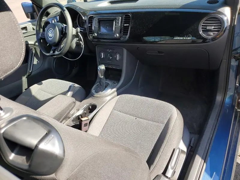 2019 VOLKSWAGEN BEETLE S  