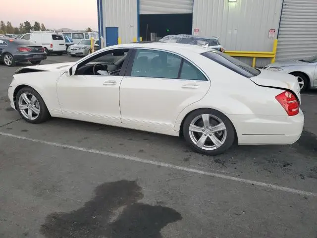 2013 MERCEDES-BENZ S 550  