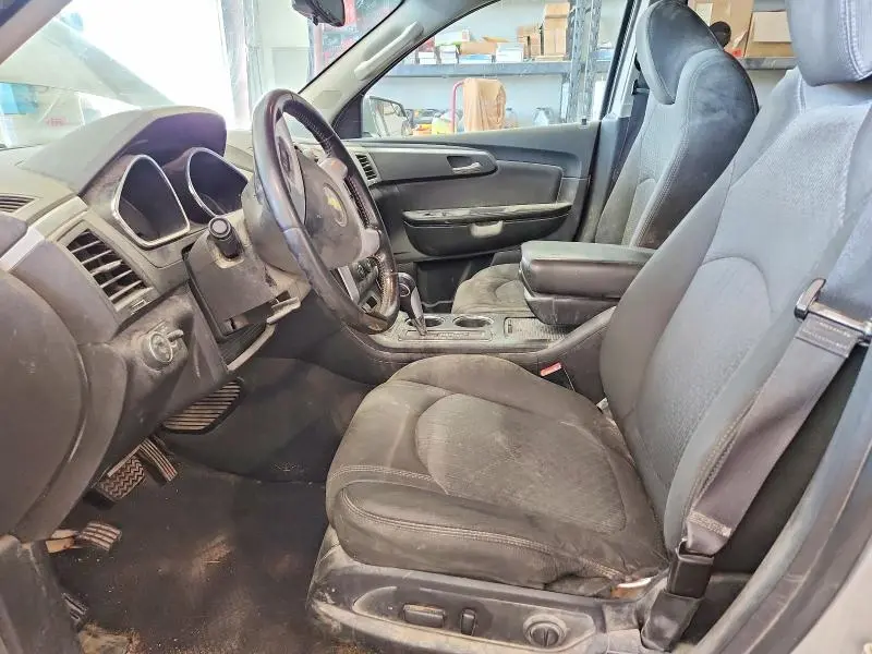 2011 CHEVROLET TRAVERSE LT  