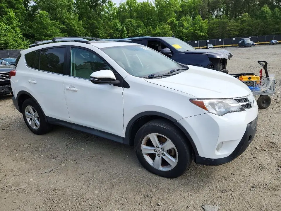 2013 TOYOTA RAV4 XLE  