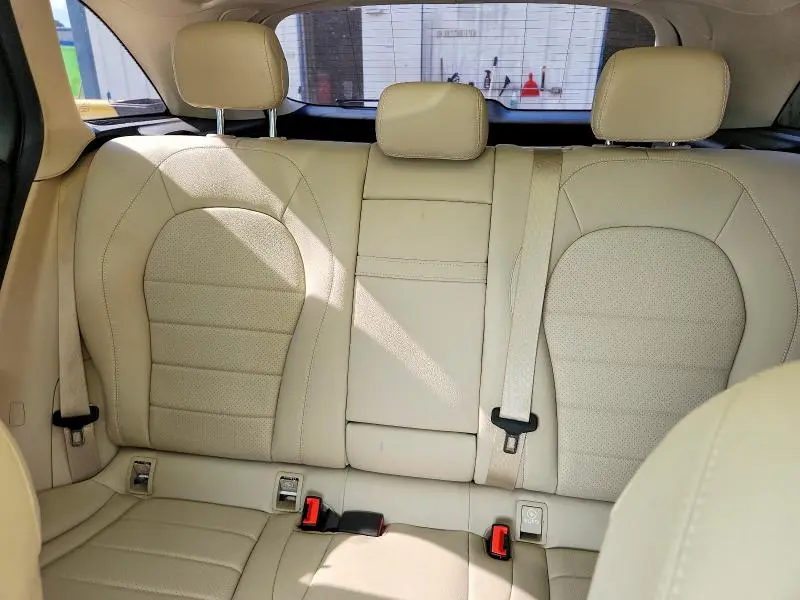 2019 MERCEDES-BENZ GLC 300  