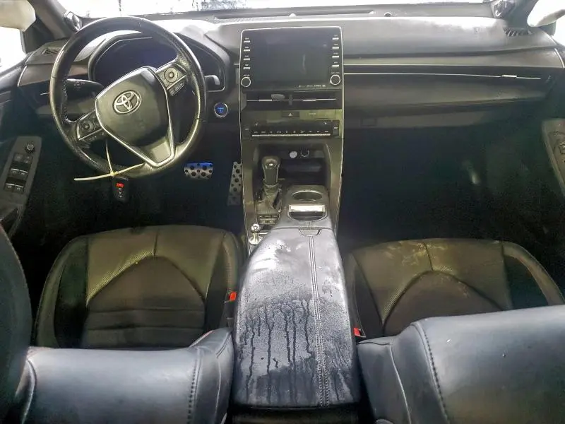 2021 TOYOTA AVALON XSE  