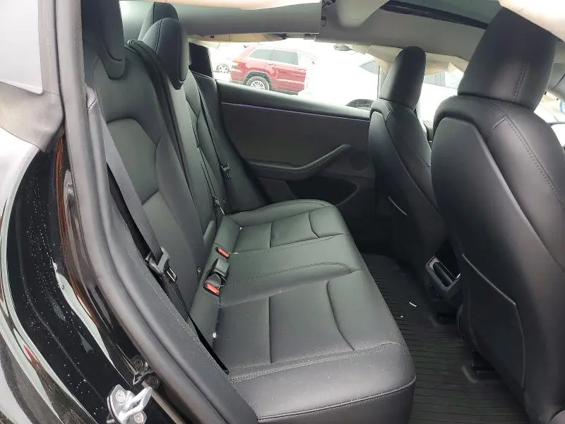 2026 TESLA MODEL 3   