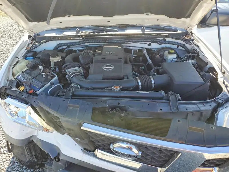 2011 NISSAN FRONTIER S  