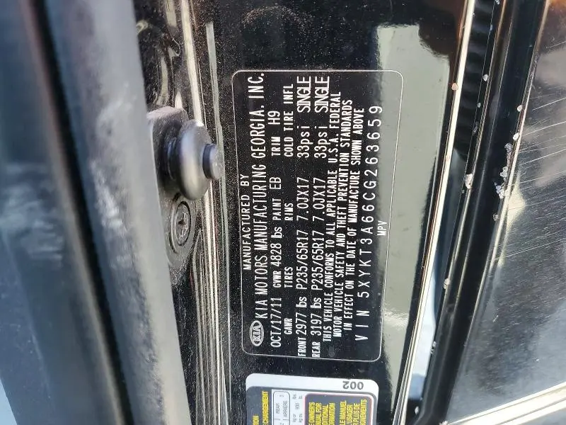 2012 KIA SORENTO LX  