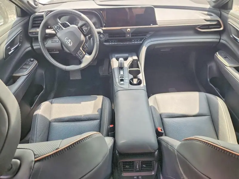 2023 TOYOTA CROWN LIMITED  
