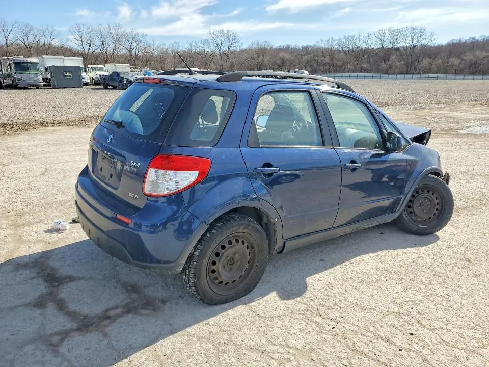 2010 SUZUKI SX4   