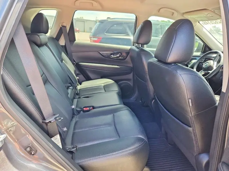 2020 NISSAN ROGUE SL  