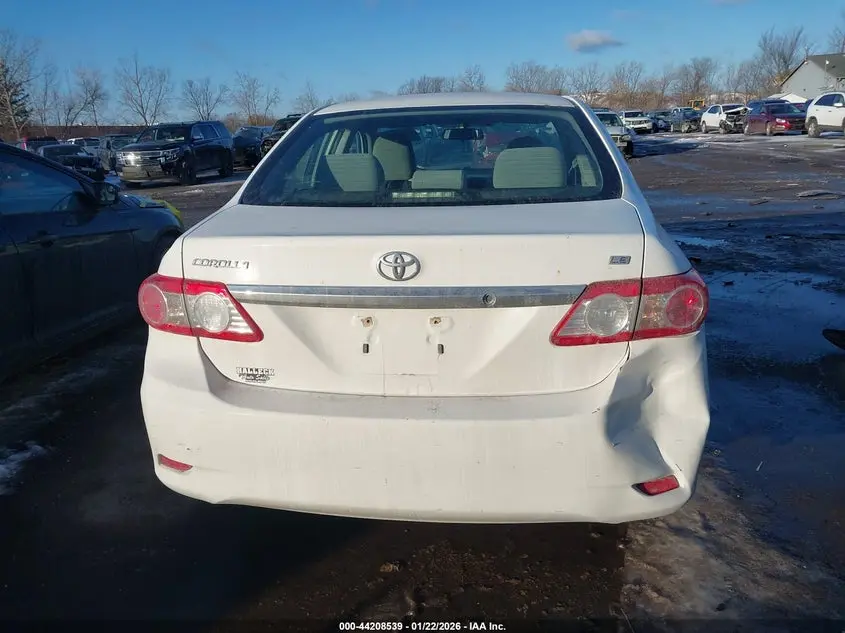 2011 TOYOTA COROLLA LE