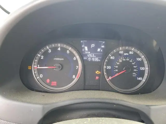 2013 HYUNDAI ACCENT GLS