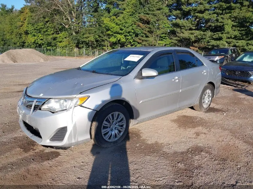 2013 TOYOTA CAMRY LE