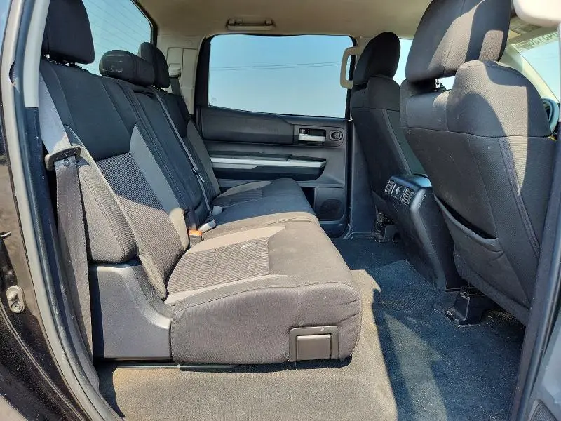 2015 TOYOTA TUNDRA SR5  