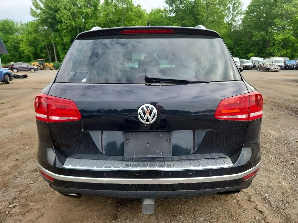 2017 VOLKSWAGEN TOUAREG WOLFSBURG  