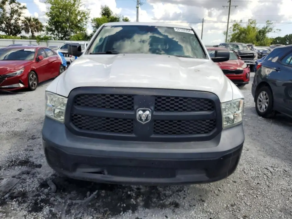 2016 RAM 1500 ST  