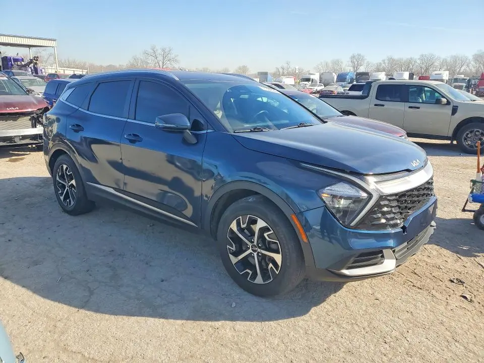 2023 KIA SPORTAGE EX  