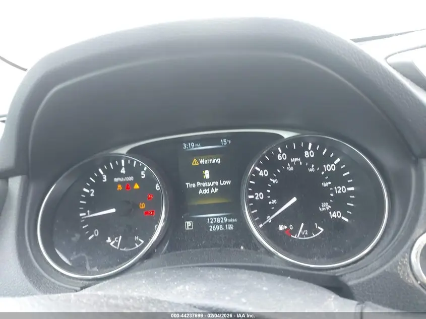 2016 NISSAN ROGUE SV