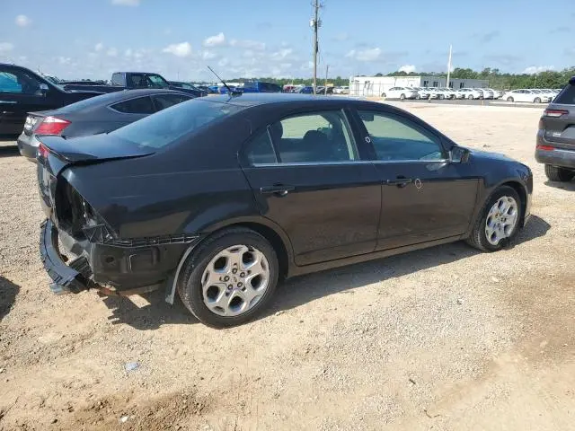 2011 FORD FUSION SE  