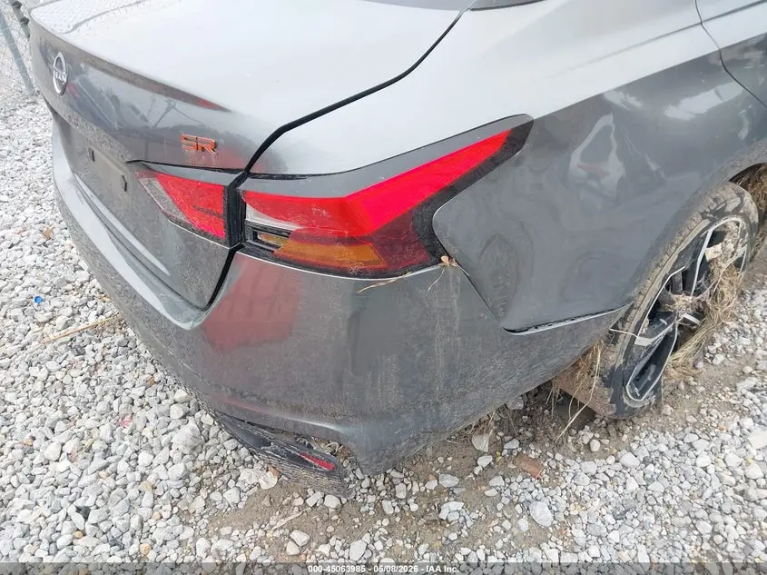 2024 NISSAN ALTIMA SR FWD