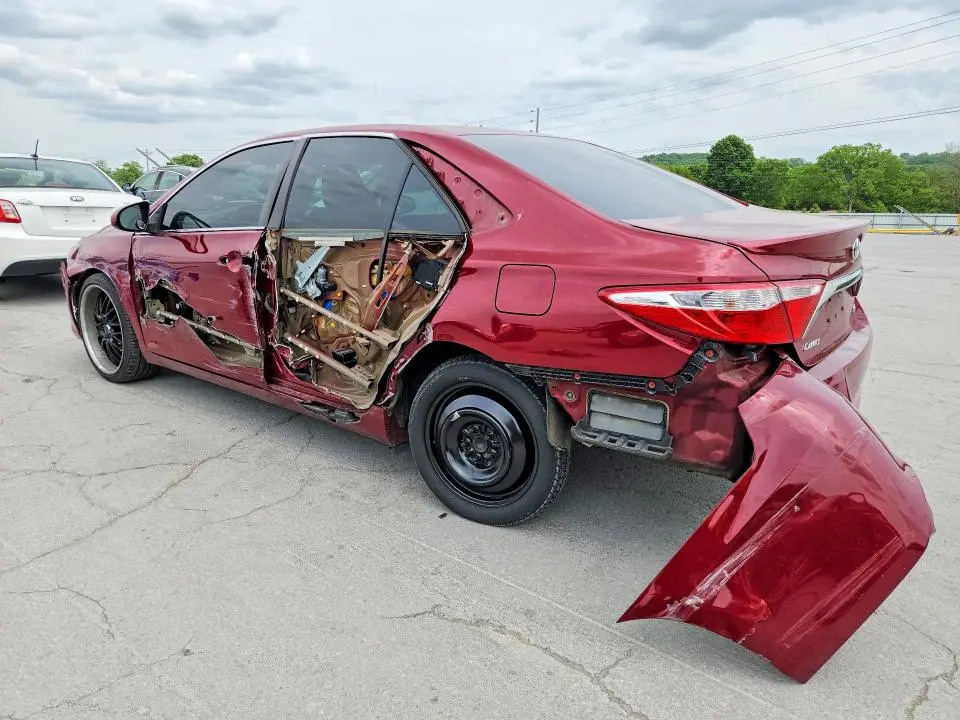 2017 TOYOTA CAMRY SE  
