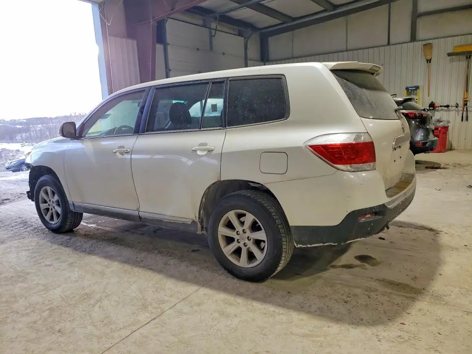 2013 TOYOTA HIGHLANDER BASE  