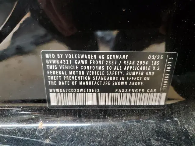 2025 VOLKSWAGEN GTI SE  