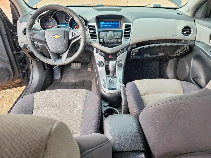 2013 CHEVROLET CRUZE LS  