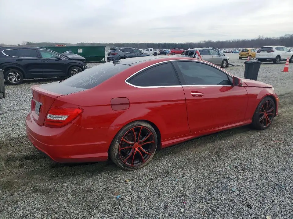 2015 MERCEDES-BENZ C 250  