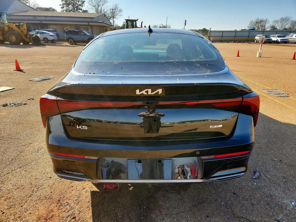 2025 KIA K5   