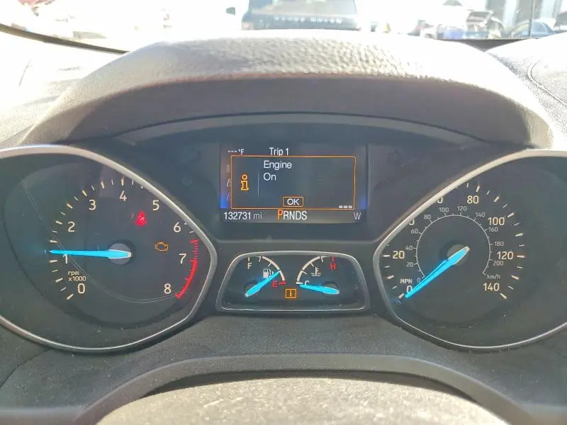 2017 FORD ESCAPE SE  