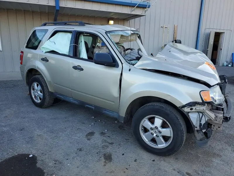 2012 FORD ESCAPE XLS  