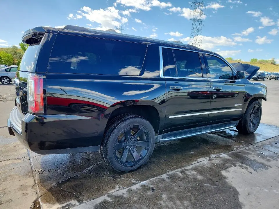 2018 GMC YUKON XL DENALI  