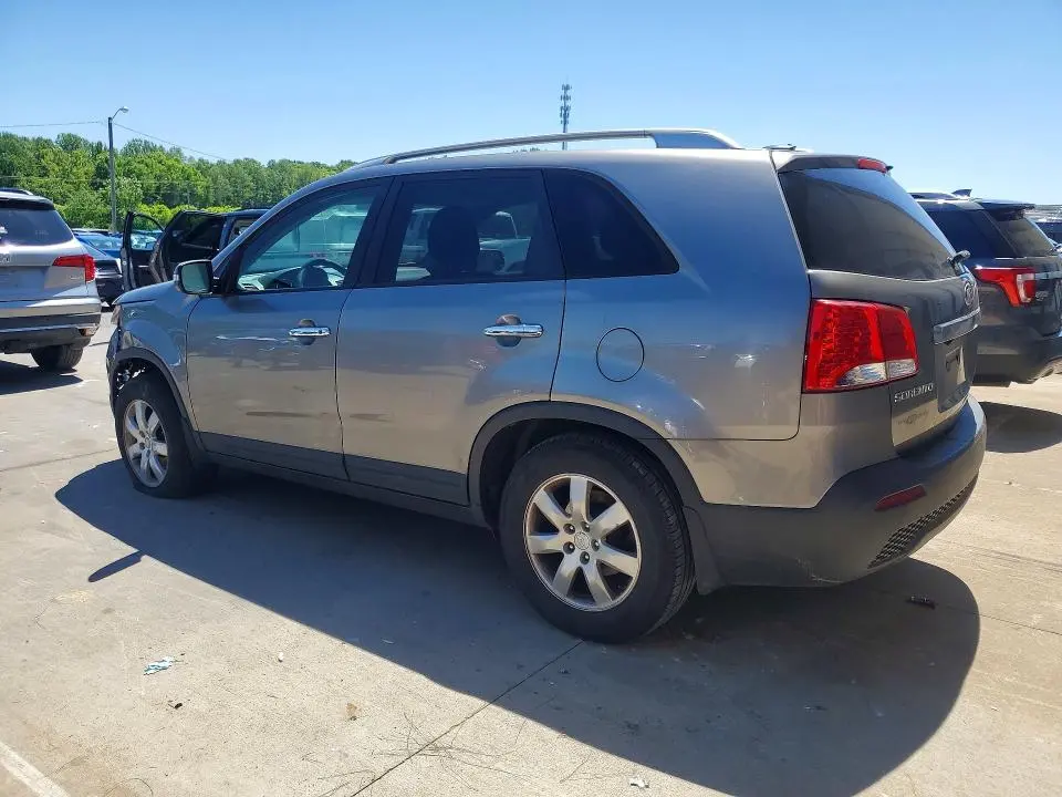 2011 KIA SORENTO LX  