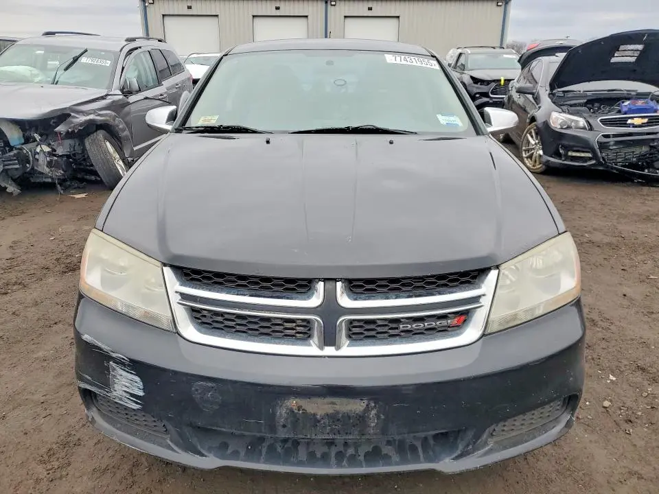 2014 DODGE AVENGER SE  