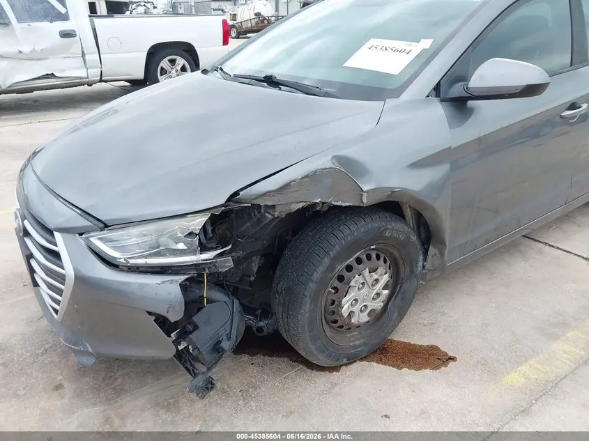 2018 HYUNDAI ELANTRA SE