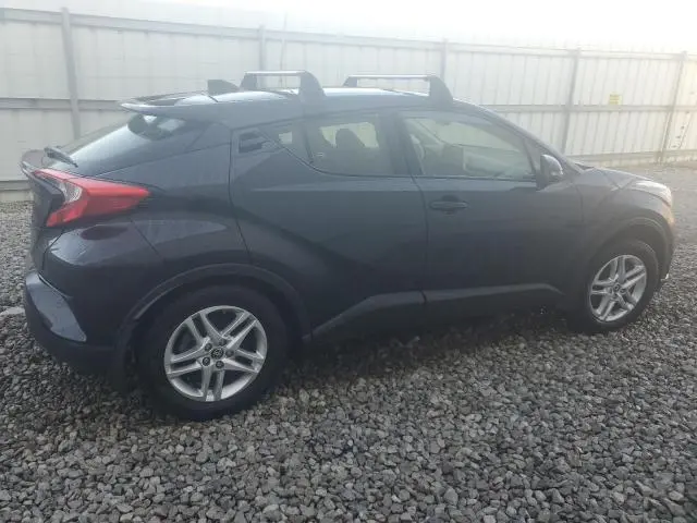 2021 TOYOTA C-HR XLE