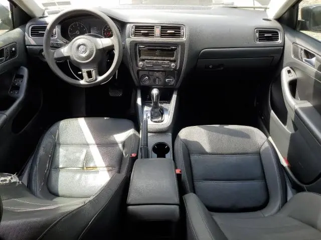 2012 VOLKSWAGEN JETTA SE  