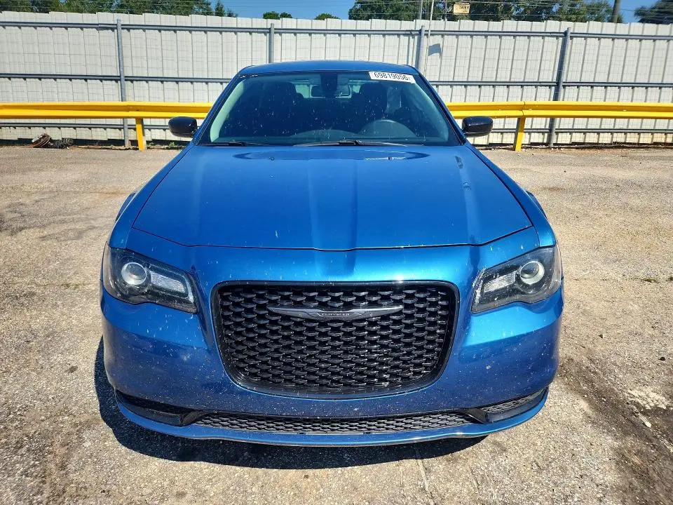 2022 CHRYSLER 300 TOURING  