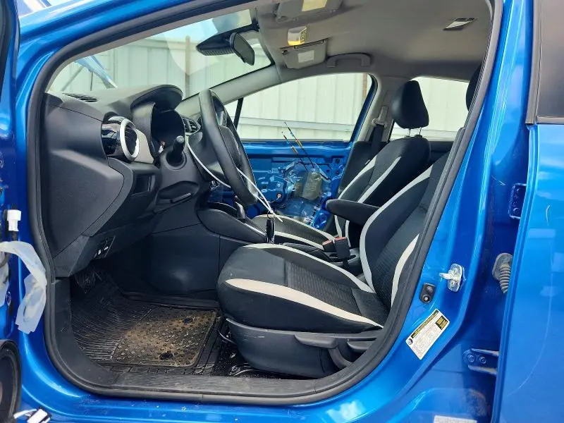 2020 NISSAN VERSA SV  