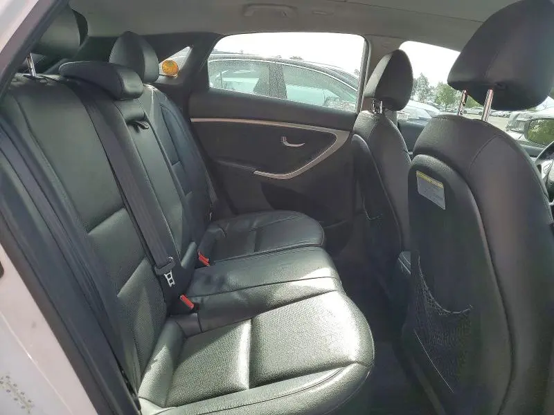2014 HYUNDAI ELANTRA GT BASE  