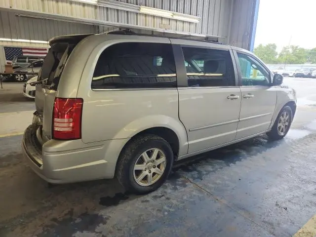 2010 CHRYSLER TOWN & COUNTRY TOURING  