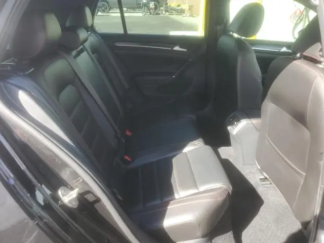 2017 VOLKSWAGEN GTI S/SE  