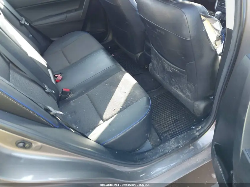 2018 TOYOTA COROLLA SE