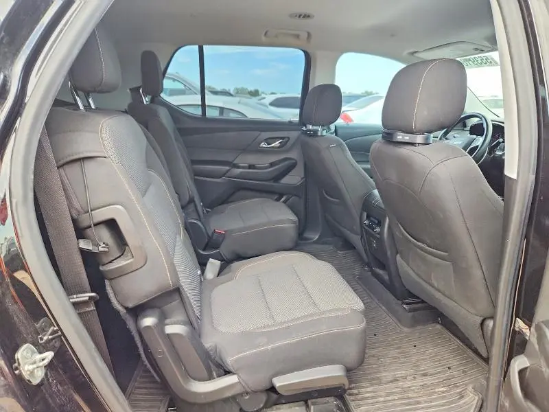 2018 CHEVROLET TRAVERSE LT  