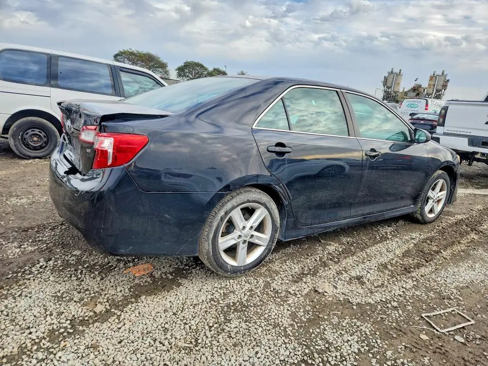 2014 TOYOTA CAMRY L  